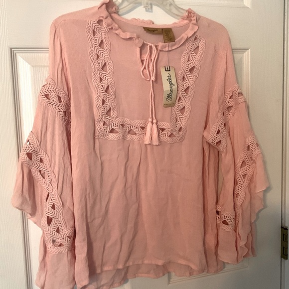 Wrangler Tops - Wrangler Blouse Pink NWT **CUTE** Medium